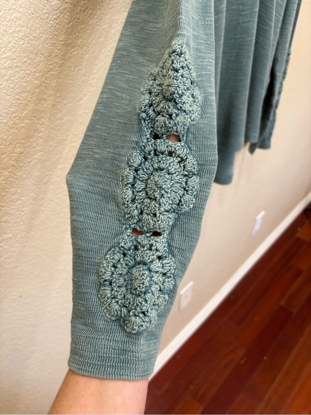 Sundance Caitlin Crochet Hoodie Hooded Henley Top Sage/Slate Blue - Large Boho - Picture 2 of 7